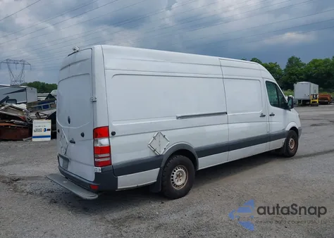 2012 Mercedes-Benz Sprinter 2500 High Roof z USA, uszkodzony, nr VIN WD3PE8CB6C5692018